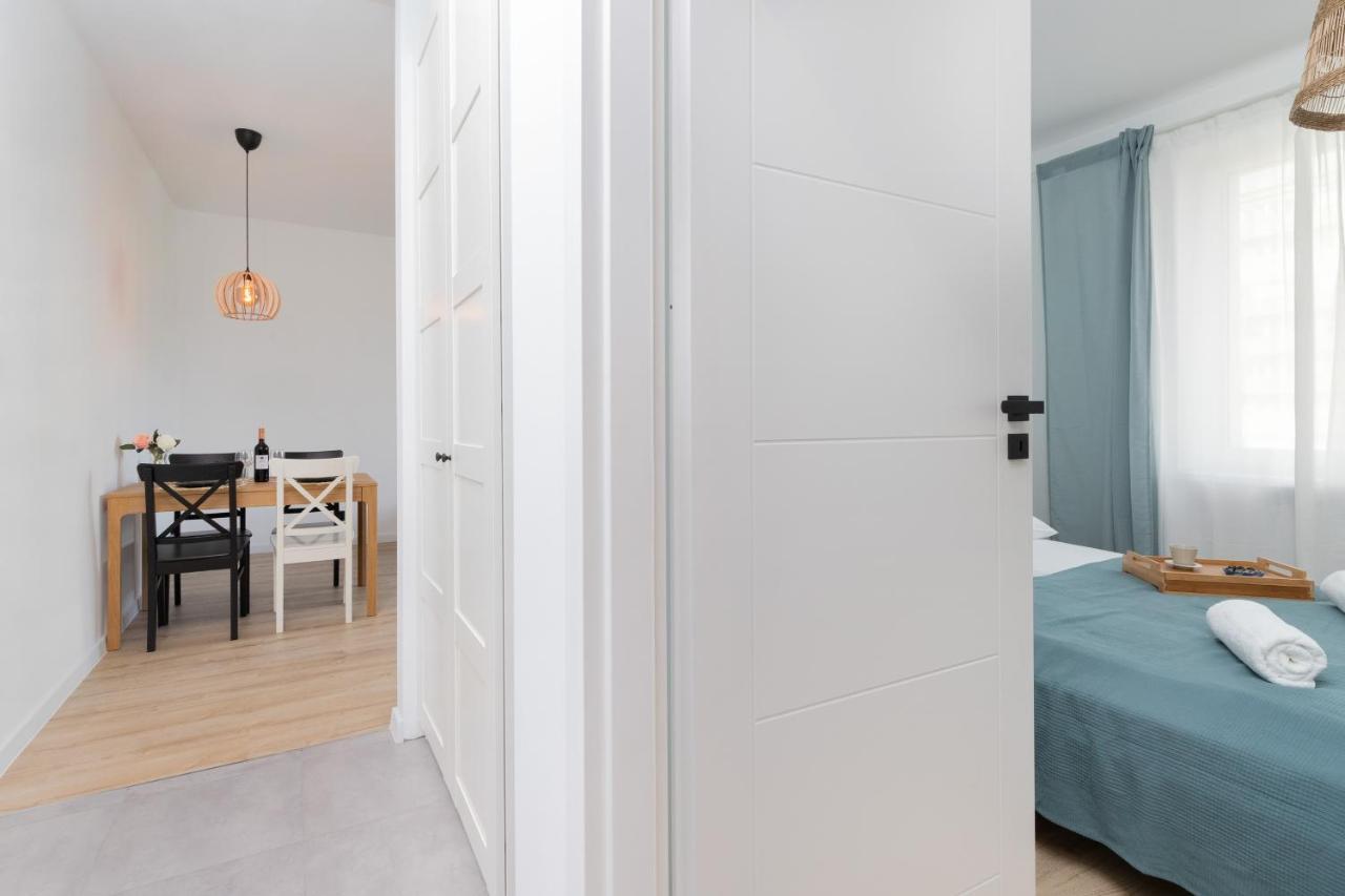 Marina Corner Apartment Gdynia By Noclegi Renters Ngoại thất bức ảnh